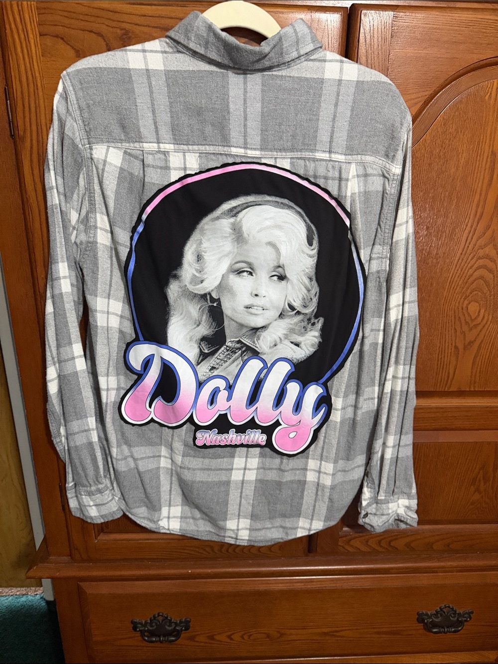 Dolly Parton Nashville Upcycled gray flannel tee